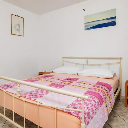 Ivan Apartment *